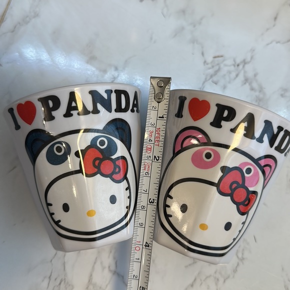 Hello Kitty Melamine Cup set of two - Picture 3 of 4
